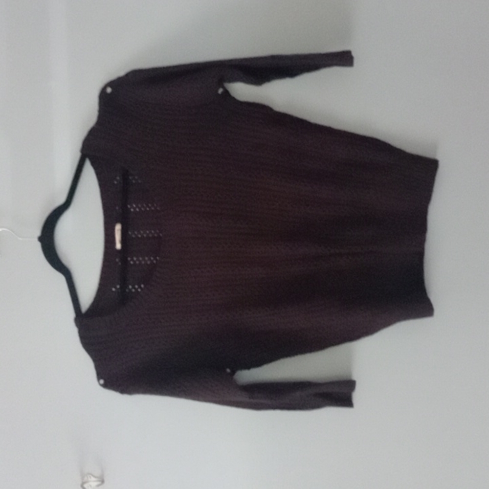 Arizona Jean Co. Black  v- neck sweater